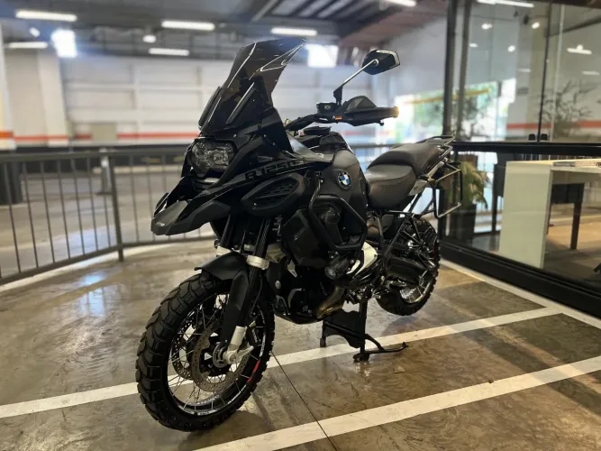 Bmw R 1250 gs adventure triple black 2024
