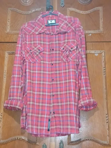Camisa xadrez de flanela da Redley GG.