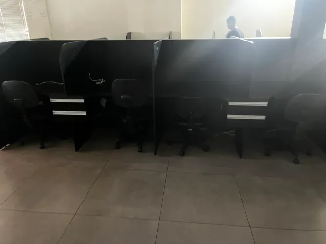 Vende-se lote de cadeiras de escritório