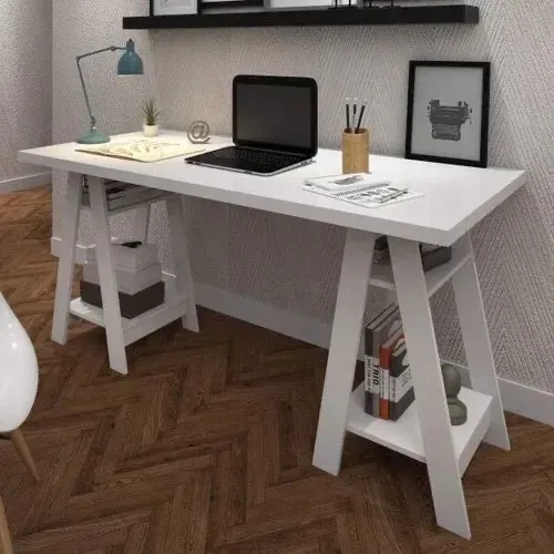 Escrivaninha semi nova - ótima oportunidade