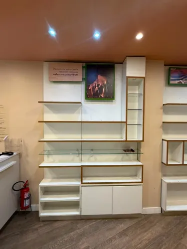 Vendo Moveis de loja 