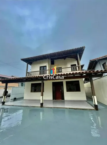 Casa com 5 dormitórios à venda, 198 m² por R$ 750.000,00 - Visconde de Araújo - Macaé/RJ