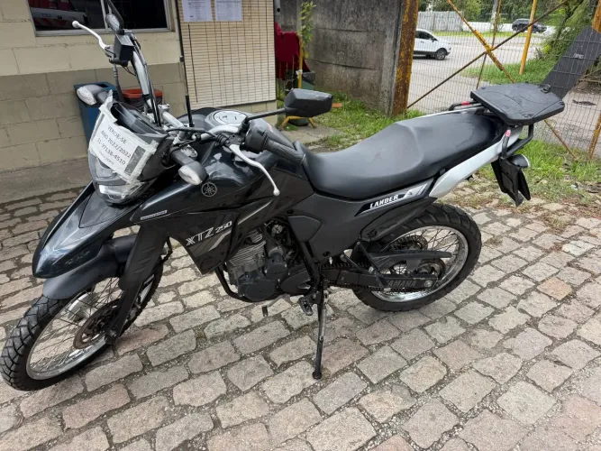 Lander xtz250 único dono