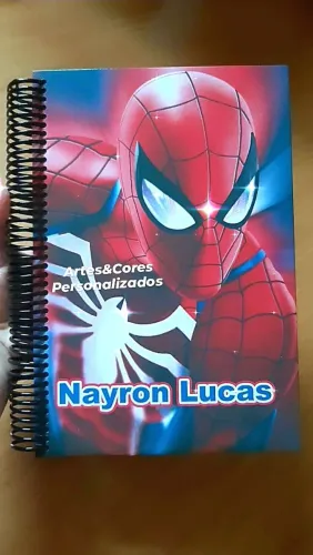 CADERNOS ESCOLARES PERSONALIZADOS