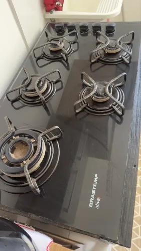 Vendo Cooktop 5 bocas com suporte