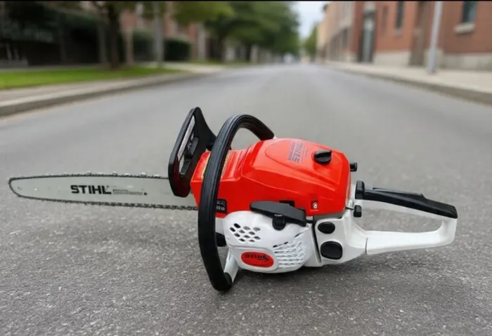 Motosserra sthil ms 382 nova com seus accesorios de ferramenta faz emtrega ela ta nova