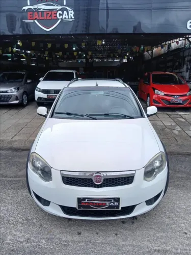 Fiat Strada Trekking 1.6 16V Flex CD 2014