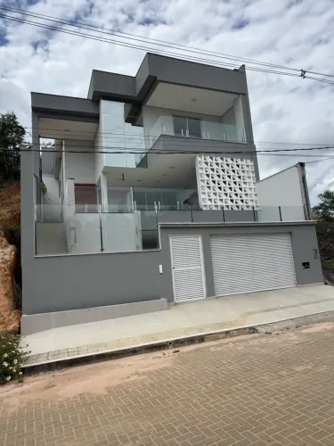 Vendo uma casa triplex de alto padrão no Bairro Buritis 2 em São Mateus És.