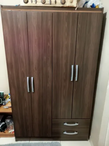 Guarda roupa de solteiro novinho