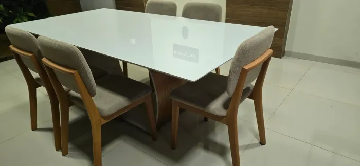 VENDO Conjunto de jantar - mesa + 6 cadeiras