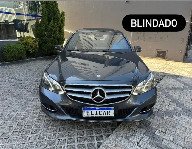Mercedes-Benz E-400 Avantgarde 3.0 V6 Bi-turbo AUT 2016