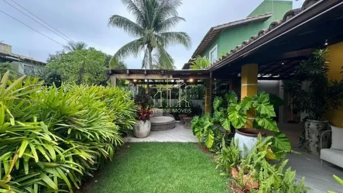 Casa em Condomínio à Venda em Stella Maris | 247m² | 3 Suítes | Pronta para Morar