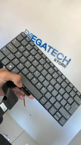 Teclado Para Lenovo Yoga 520-14ikb 80x8 81c8 80ym Iluminado