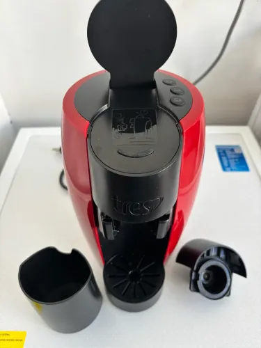 Cafeteira 3 corações LOV 127V bem conservada.