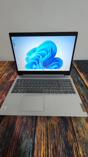 Notebook Lenovo Ideapad 3 i5 10th 8GB 512M2 15.6 Win11