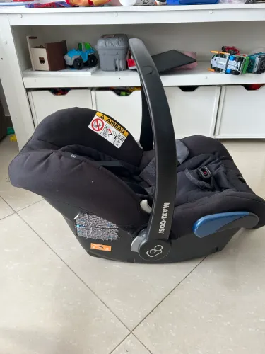 Vendo Bebê Conforto Maxi Cosi