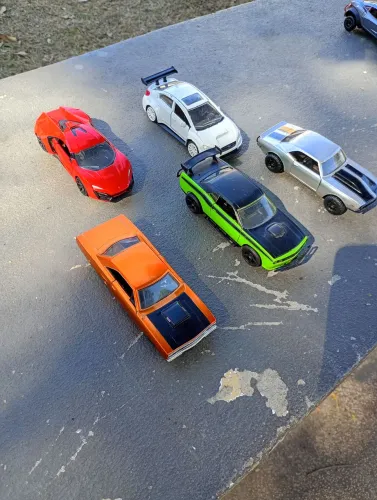 Miniaturas Velozes e Furiosos escala 1/43 ou 1/32