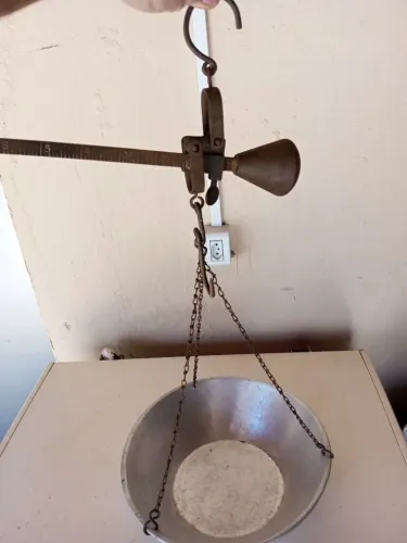 Balança Antiga