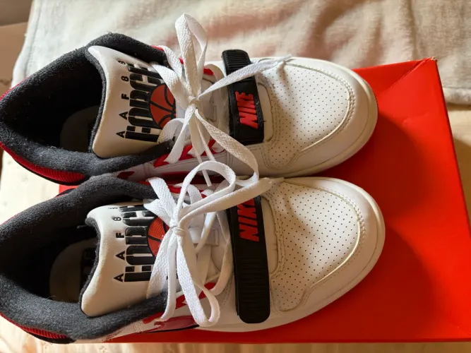 Nike x Billie Eilish