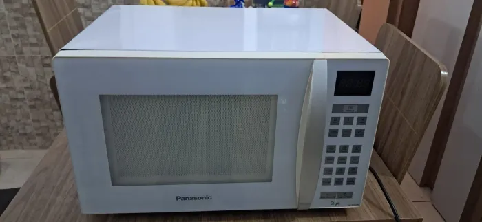 Micro-ondas Panasonic 32 litros 