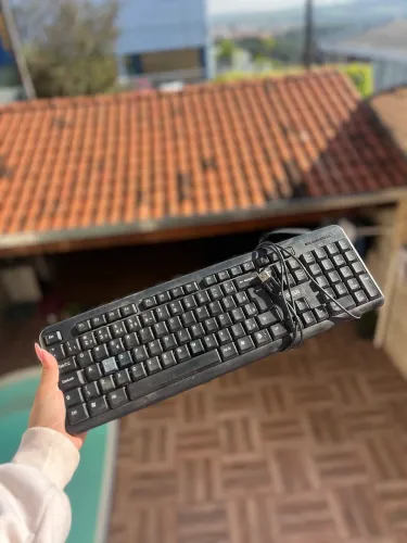 Teclado computador preto