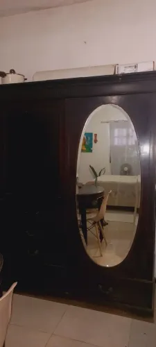 Guarda roupa antigo