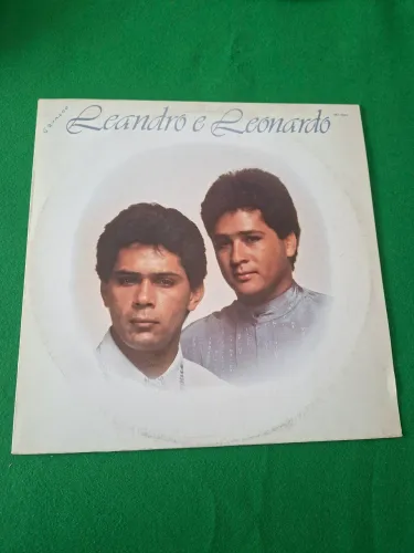 Vinil Leandro e Leonardo