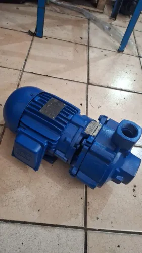 Vende-se motobomba trifasica 3 cv weg/ksb