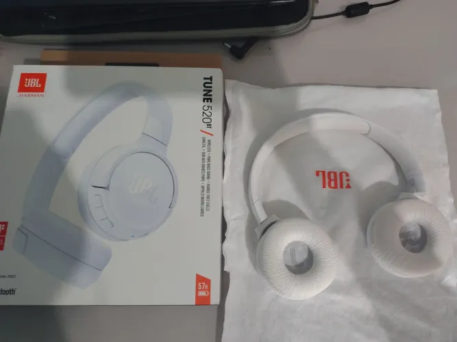 FONE JBL TUNE 520 BT