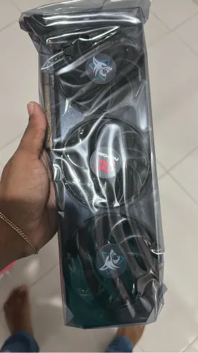 AMD Radeon RX 9060 XT HellHound