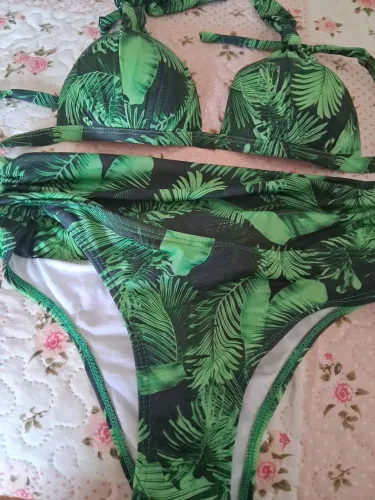 Biquínis lindos