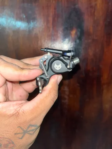 Máquina de tatuagem