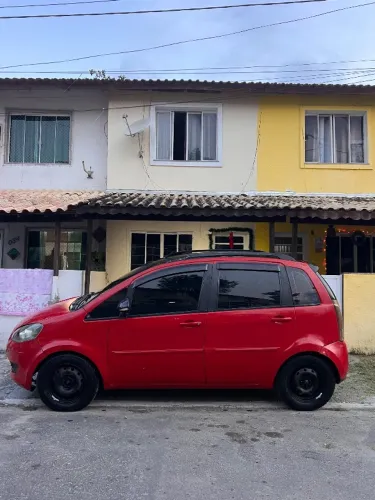 Fiat Idea Attractive 1.4 Fire Flex 8V 5P 2011