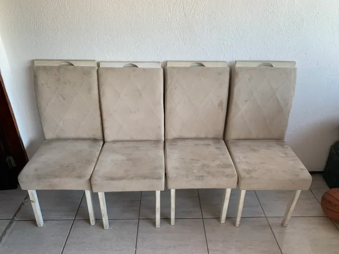 Cadeiras estofadas 