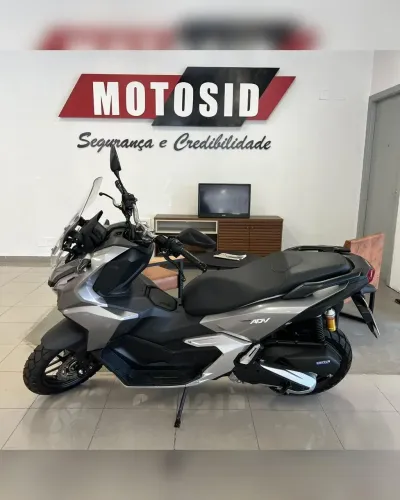HONDA ADV 160 PRATA 2026