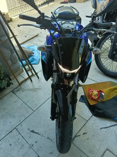 Fazer 250