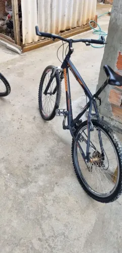 BIKE MONGOOSE ARO 26 QUADRO 19 EM ALUMÍNIO | SHIMANO | TOP