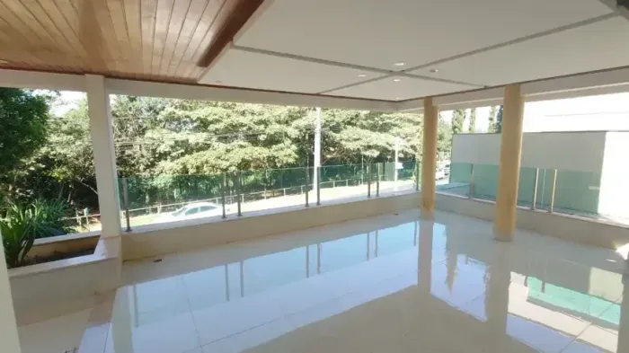 Sobrado incrível de 4 suítes no Condomínio do Lago