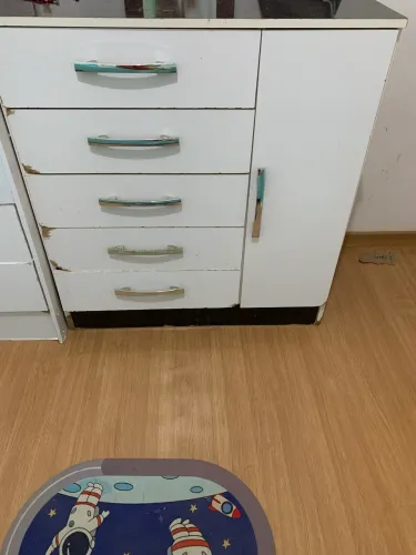 Cômoda para doação