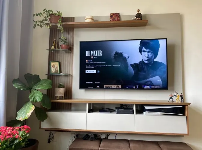 Painel de TV até 60? com suporte incluso