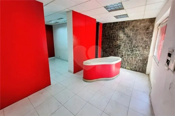 Casa à venda ou para alugar com 8 quartos em Tijuca, Rio de Janeiro - RJ