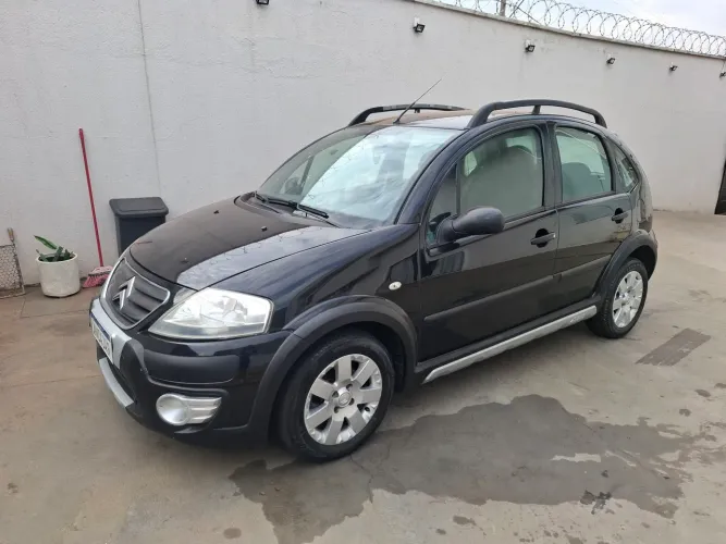 Citroen C3 XTR 1.4 Flex 8V 5P 2011