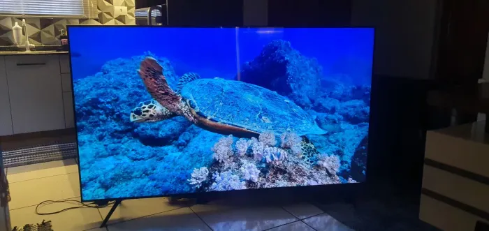 VENDO SMART SAMSUNG "75" POLEGADAS<br>ESTADO DE NOVA, IMAGEM 4K, COMANDO DE VOZ ALEXA