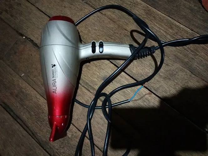 Secador de cabelo 