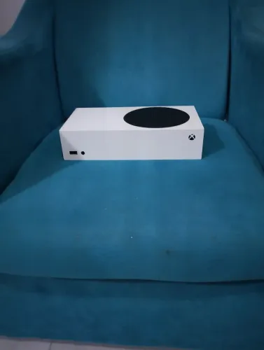 Xbox Series S Branco + Controle GameSir RGB<br>