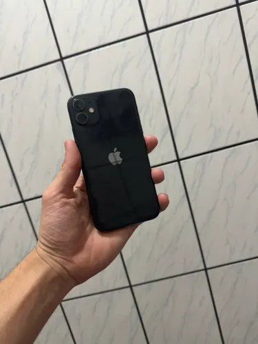iPhone 11 64gb perfeito estado 