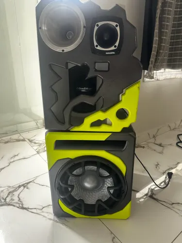 Vendo ou troco som automotivo 