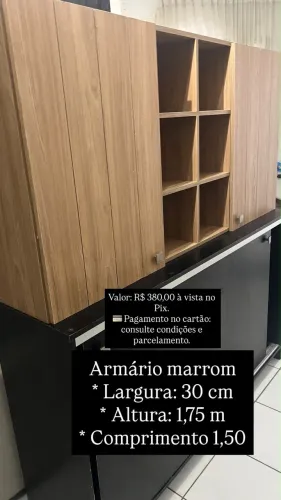 Armário de parede 