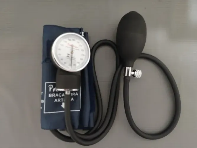 Aparelho de medir pressão
