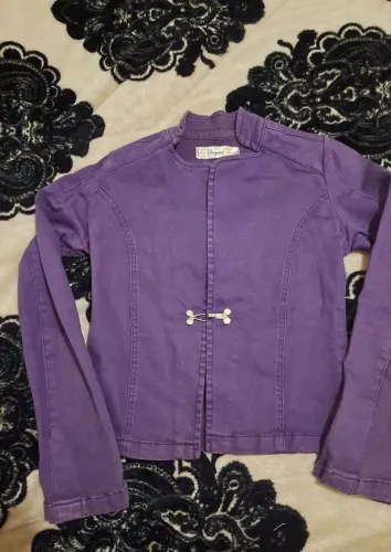 Jaqueta jeans importada tamanho 36.